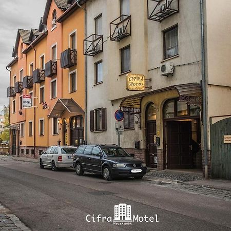 Cifra Motel Kecskemét Exteriér fotografie