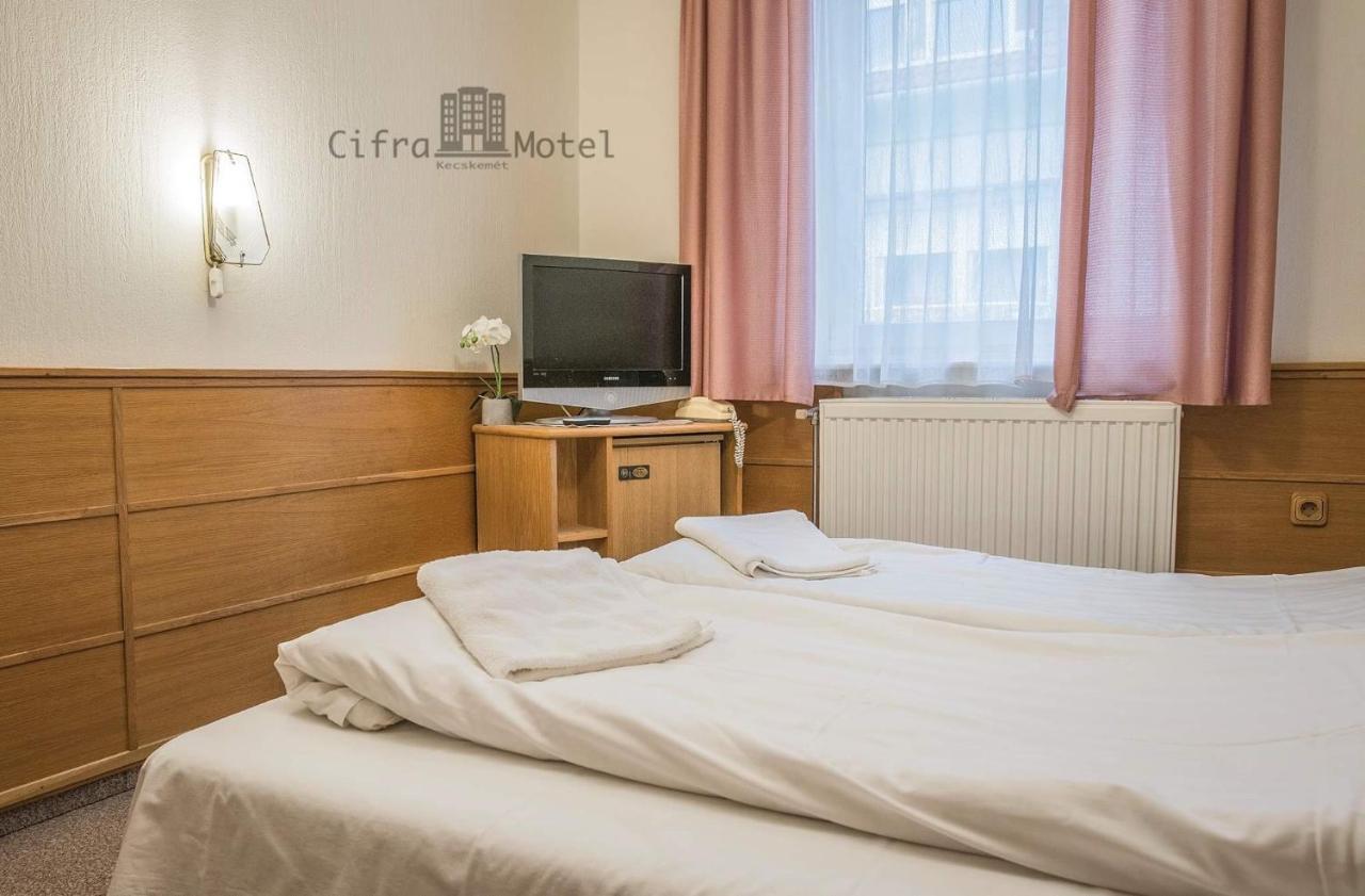 Cifra Motel Kecskemét Exteriér fotografie